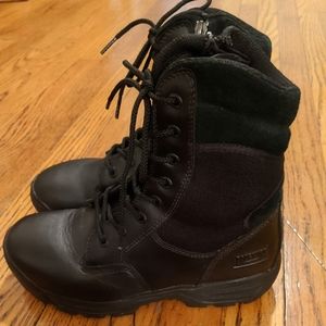 Ladies Magnum Black Combat Boots Size 8.5
